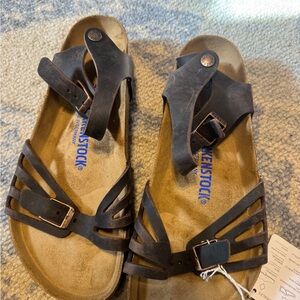 Birkenstock women’s  Dark Brown Sandals without box; nwot